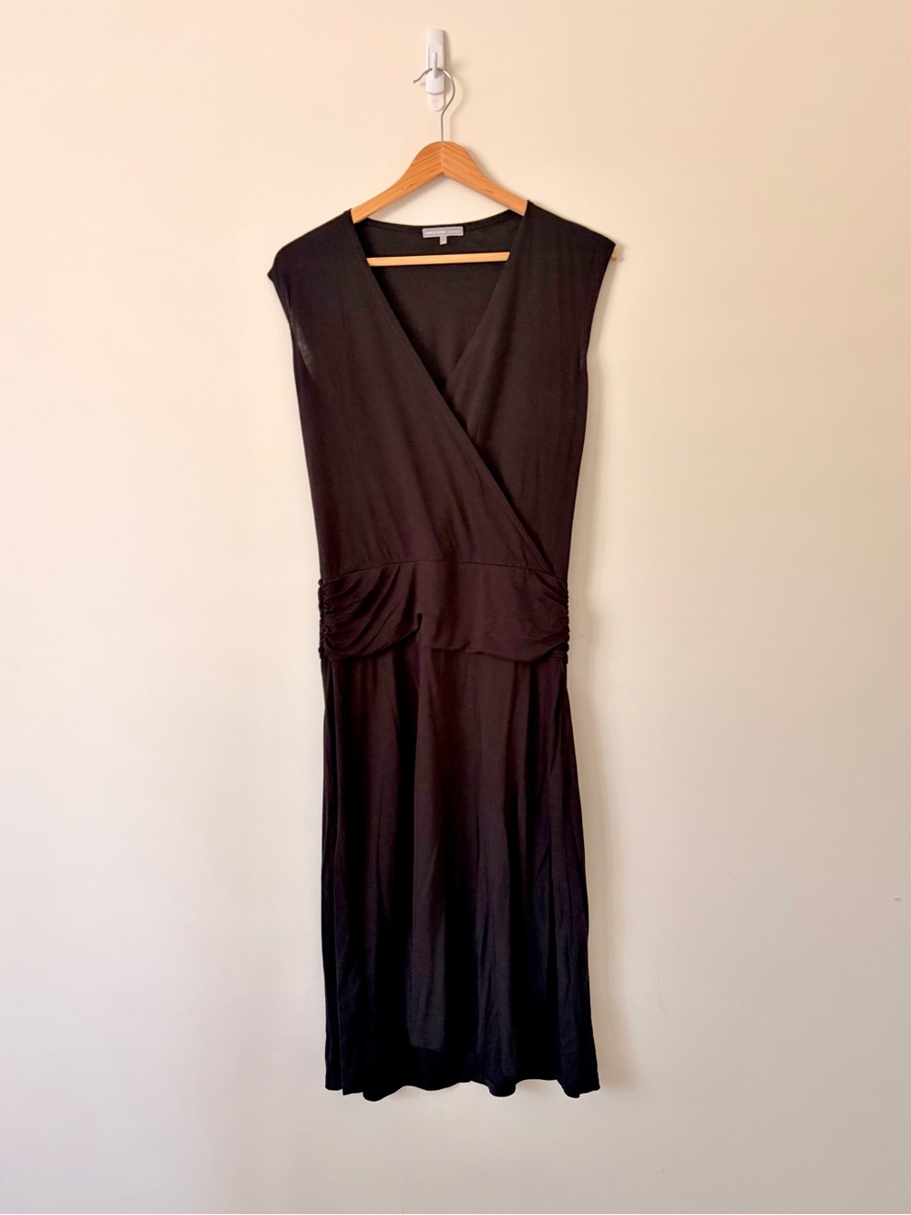 James Perse Black Sleeveless Wrap Midi Dress